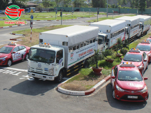 Thi sa hình B2 bao nhiêu điểm đậu? Lỗi bị trừ điểm cần biết