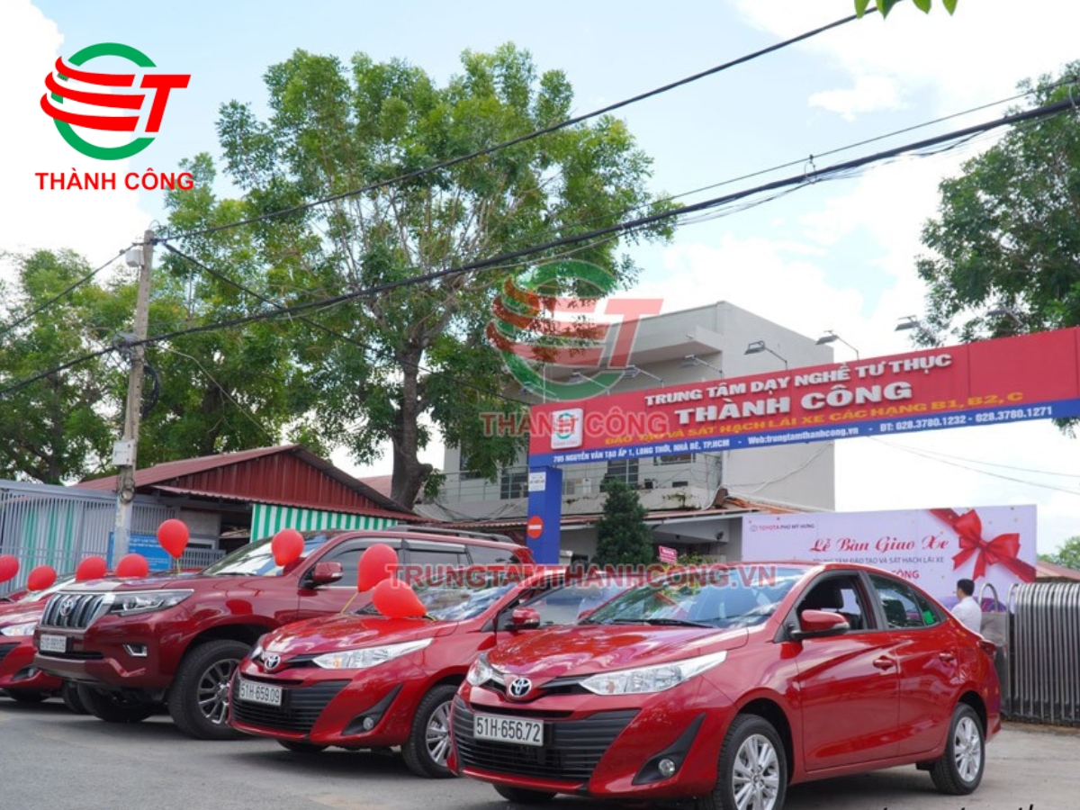 100% loại xe tập lái là xe Vios đời mới chưa qua sử dụng
