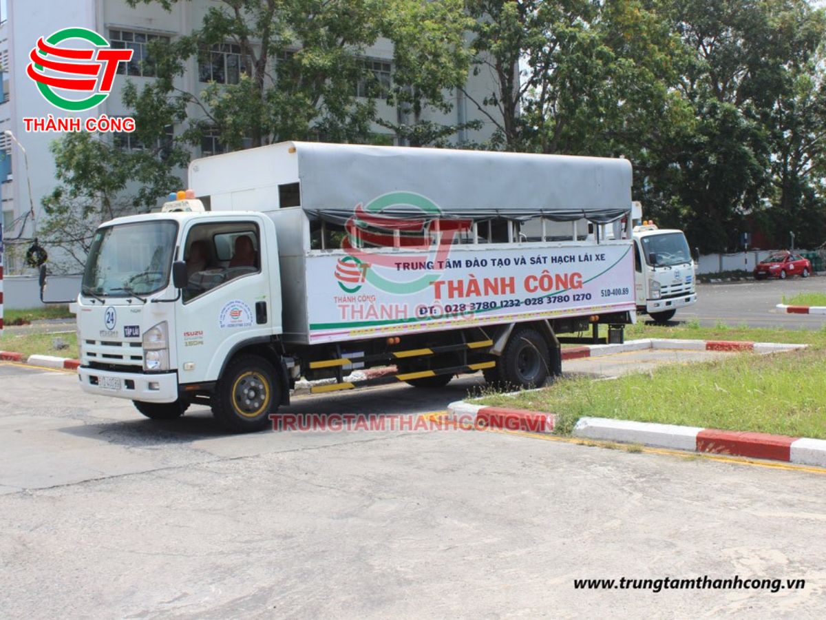 Câu hỏi thường gặp về 'bao nhiêu tuổi được thi bằng C'