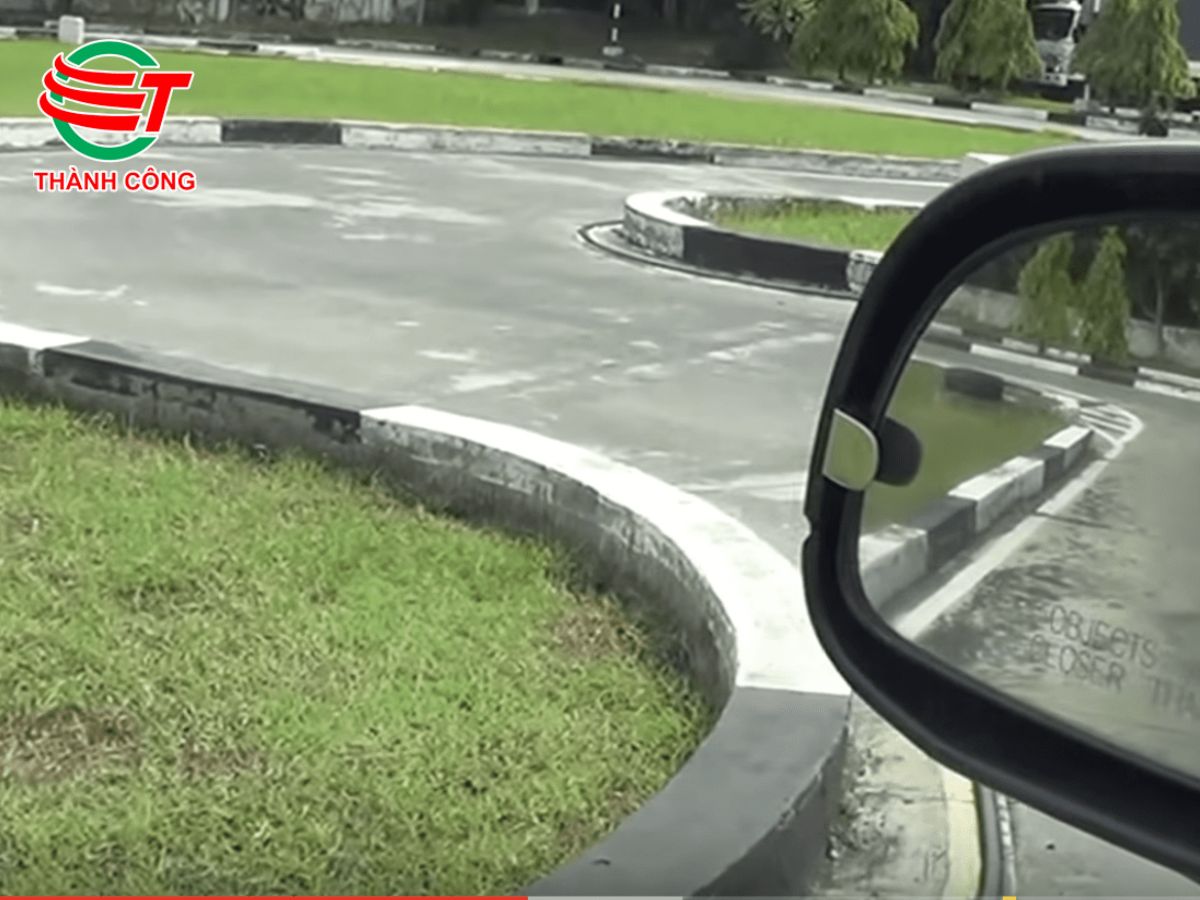 Kinh nghiệm thi sa hình B2 B số sàn đạt điểm cao nhất